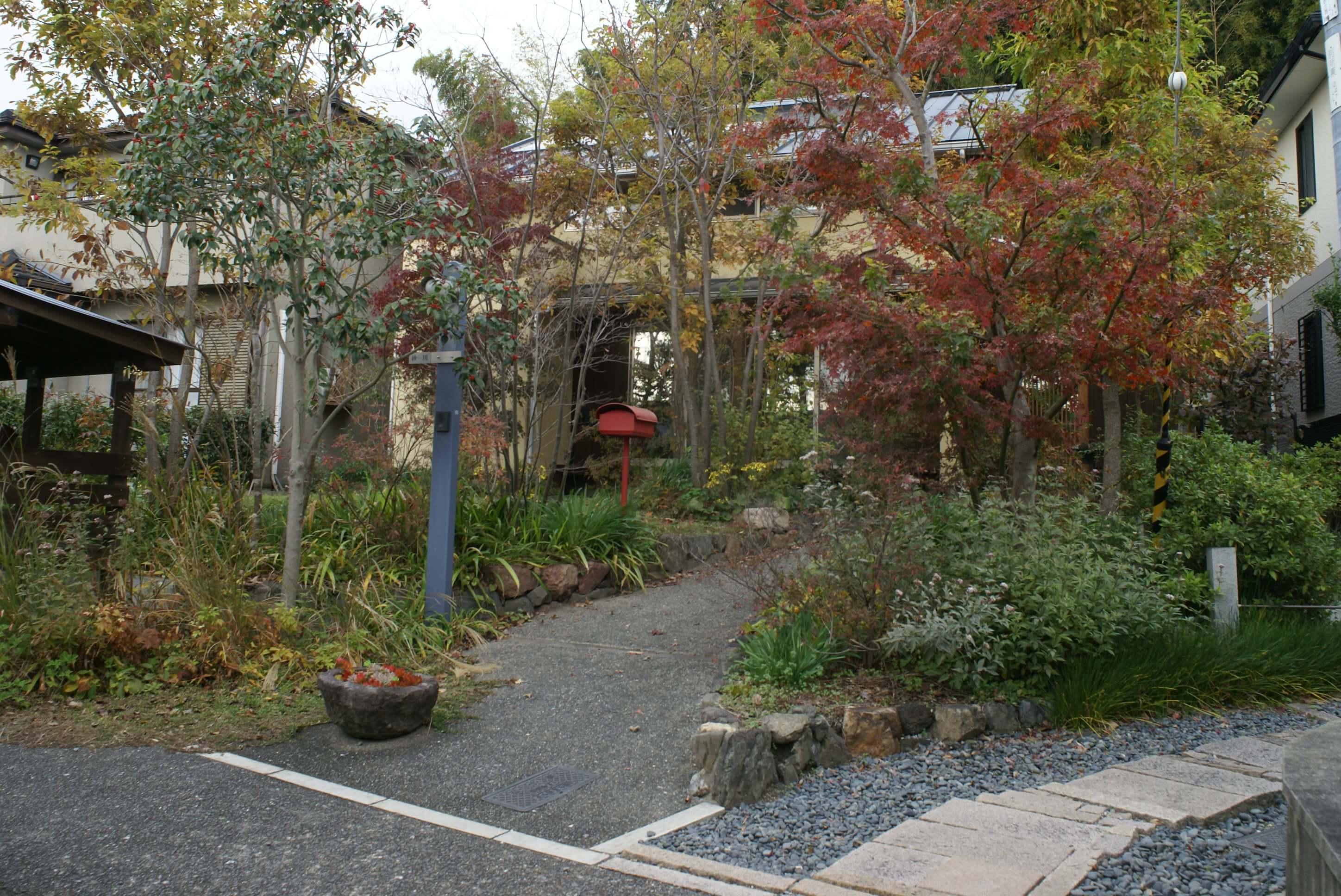 雑木林の家　高槻市の外構工事 サブ画像